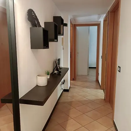 Fantastic In Center ドレスデン